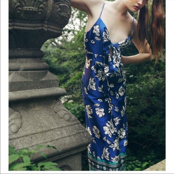 Zara printed jumpsuit with knot - Picture 1 of 5